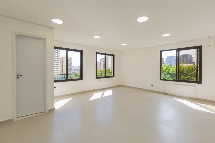 Sala Comercial - Aluguel - Vila Suzana - São Paulo - SP